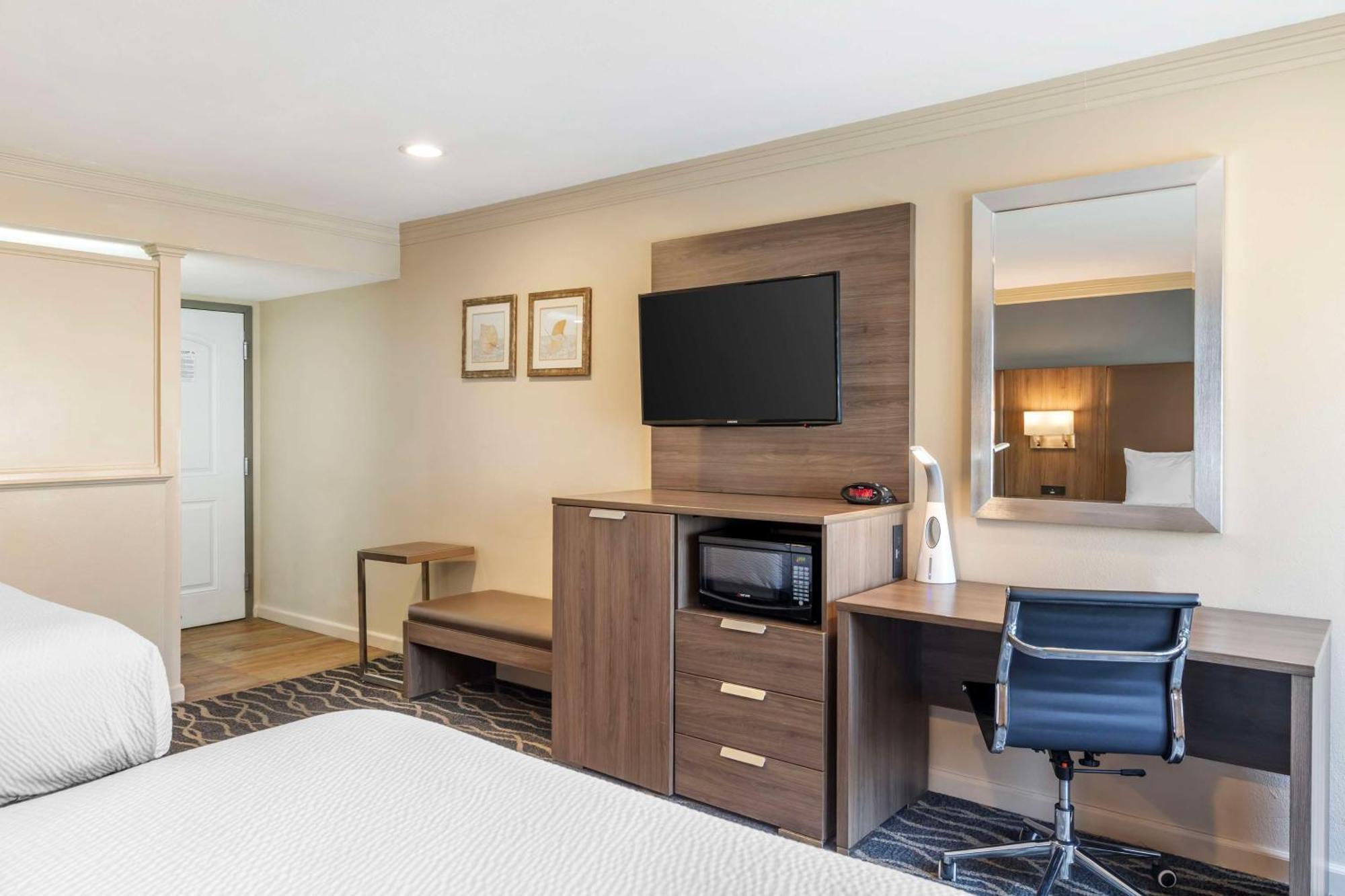 Best Western Plus Hill House Bakersfield Exteriör bild
