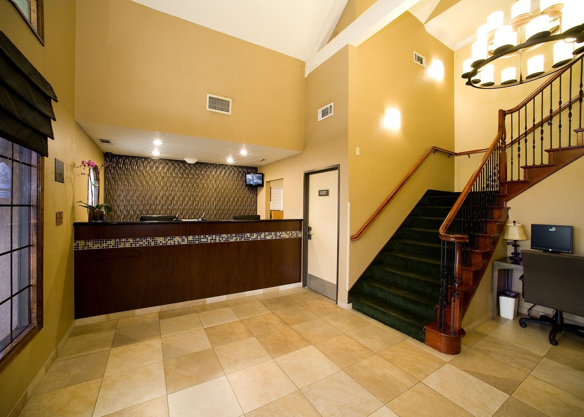 Best Western Plus Hill House Bakersfield Exteriör bild