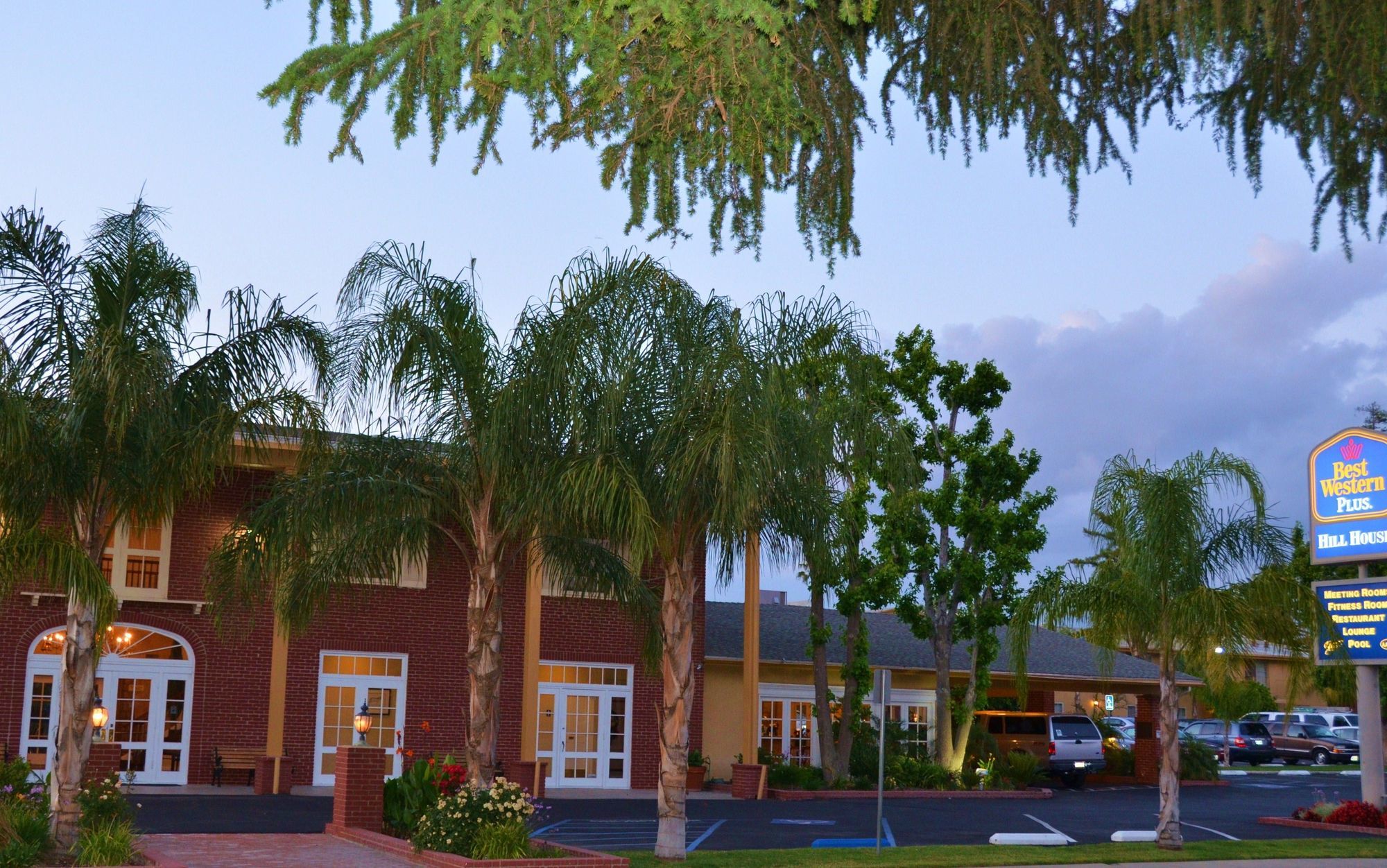 Best Western Plus Hill House Bakersfield Exteriör bild