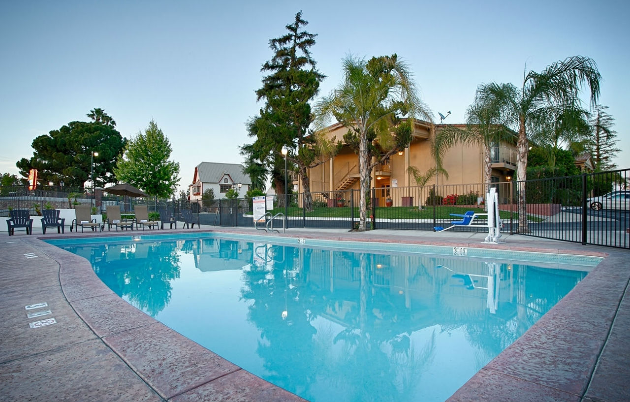 Best Western Plus Hill House Bakersfield Exteriör bild